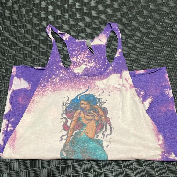 Mermaid purple tie dyed tank top design size medium - Picture 7 of 7